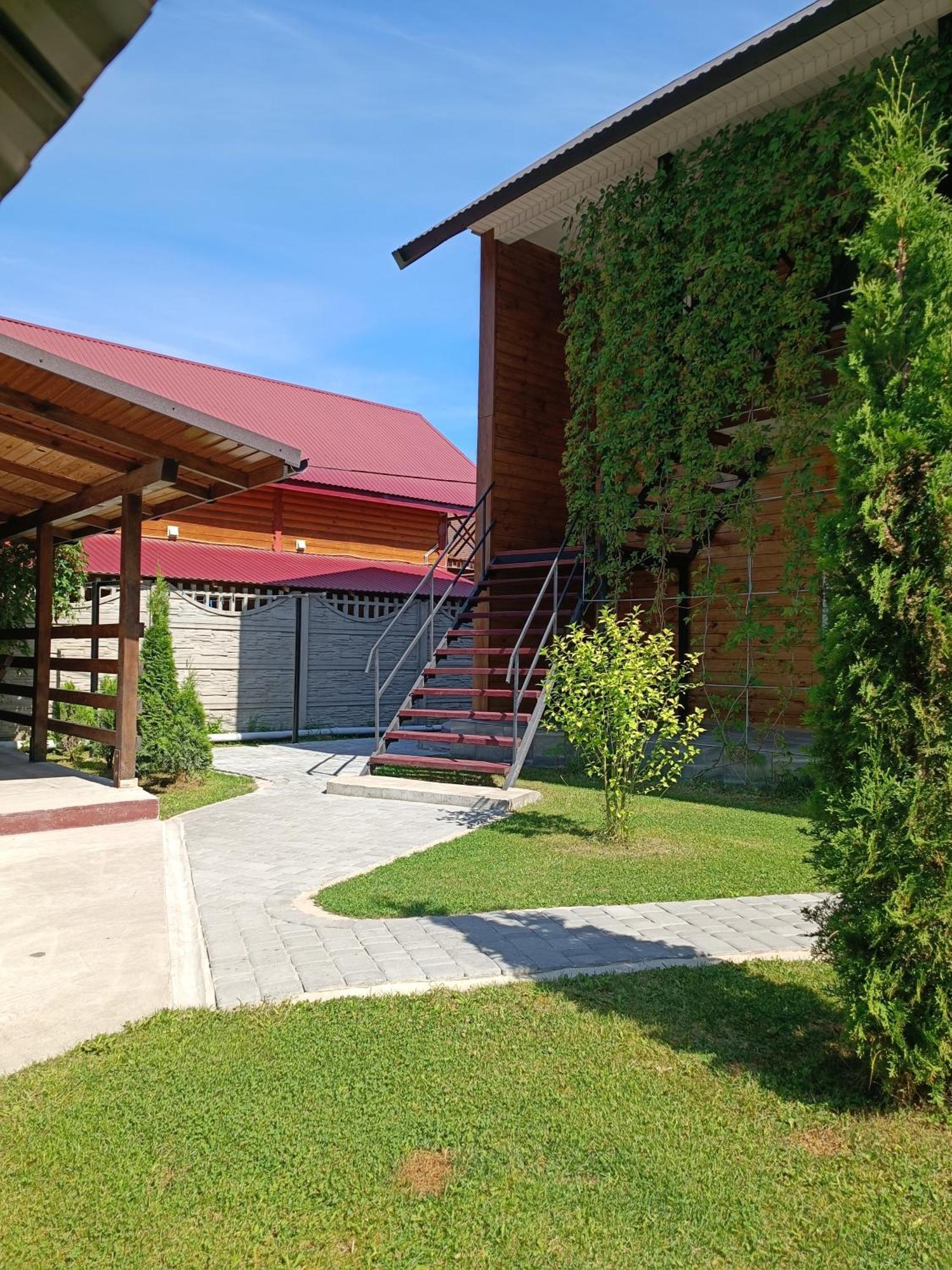 Guest House Shatsk Exterior photo